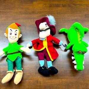 *RARE* Classic Disney Peter Pan, Captain Hook, Alligator 8”Plush